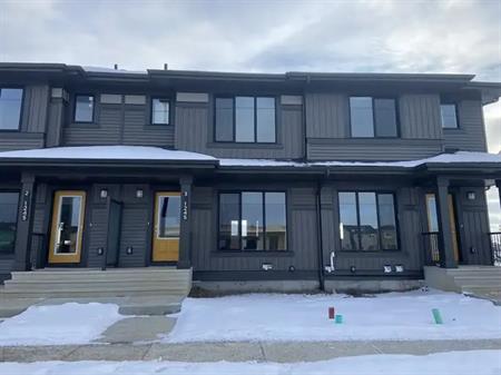 Newly built 2024 Townhouse in Keswick | Edmonton