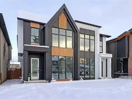 Furnished 2 bedroom Basement Suite in Brand New Duplex Home – Killarney, Calgary | 2414 32 Street Southwest, Calgary