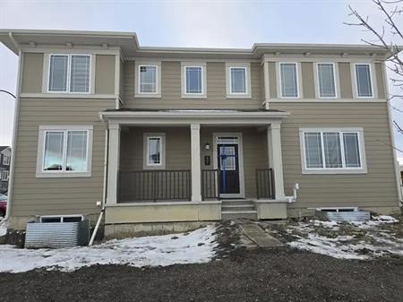 Modern 2-bedroom basement suite in Yorkville, Calgary | 431 Yorkville Avenue Southwest, Calgary