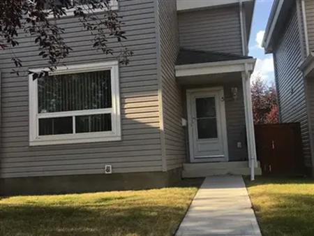 Cozy 3 bedroom townhouse available asap | 5 - 4360 58 Street Northeast, Calgary