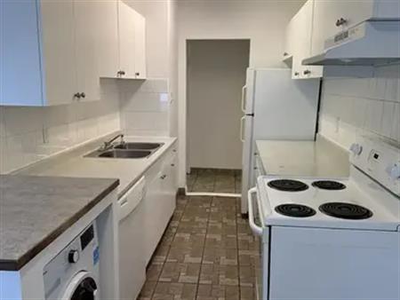 3 bdrm Highwood Apartment for rent. Washer / Dryer included | 64 Holmwood Ave NW, Calgary