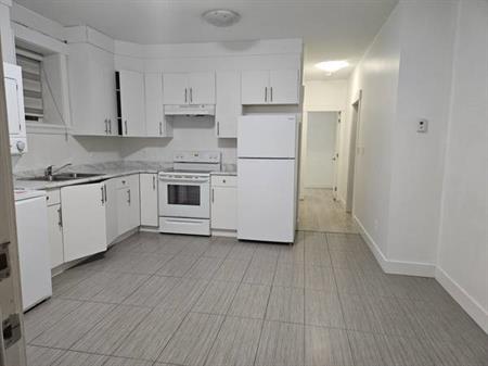 $1,850 / 2br - 2 BD BSMT FOR RENT