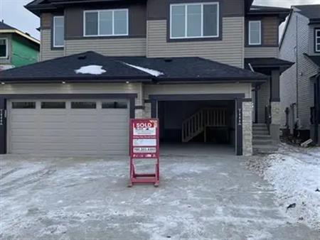 WONDERFUL  3 BEDS+BONUS ROOM ,2.5 BATH DUPLEX WITH GARAGE IN CHAPPELL | 7255 Chivers Place, Edmonton