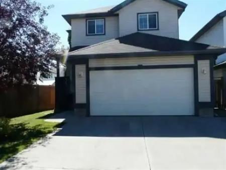 Fully Renovated Home in Coventry | 10 Coventry Crescent Northeast, Calgary