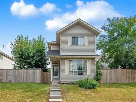 Close to Stoney and 17 ave | Calgary