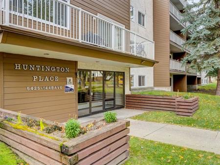 Huntington Place | 5425 144B Ave, Edmonton