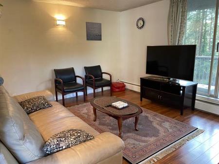 Large Private Corner 2-Bed 2-Bath Suite Furnished WOODCROFT