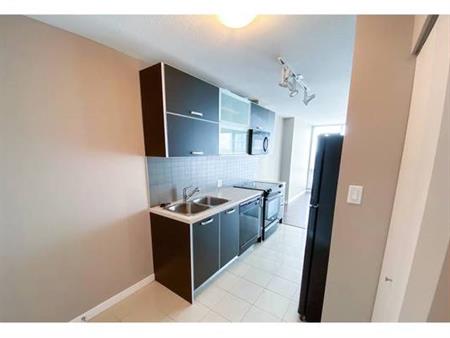 9981 Whalley Blvd. - Two Park Place Furnished 1 Bedroom