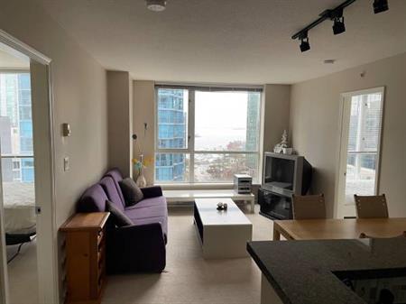 Coal Harbour George 2 bedrooms