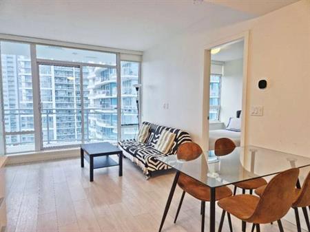 2 Beds 1 Bath at surrey central