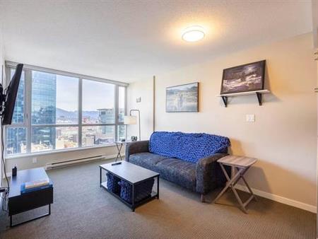 1 Bedroom + Den Suite in Downtown