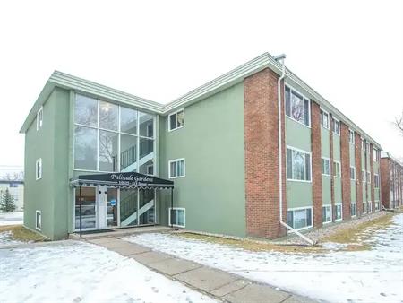 Palisade Garden Terrace | 10825 113 Street, Edmonton
