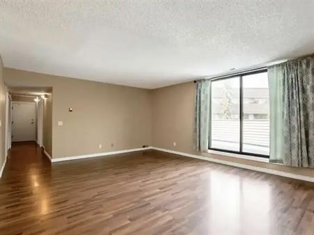 Vibrant 2 bedroom condo across from Foothills Hospital, near ACHRI and UofC | Calgary