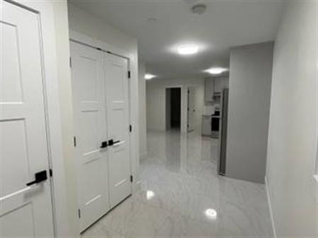 2 bed 1 bath basement suit for rent White Rock