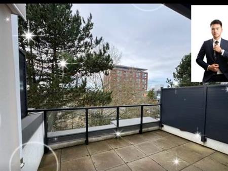 Furnished 3b3b TH for rent in east vancouver !