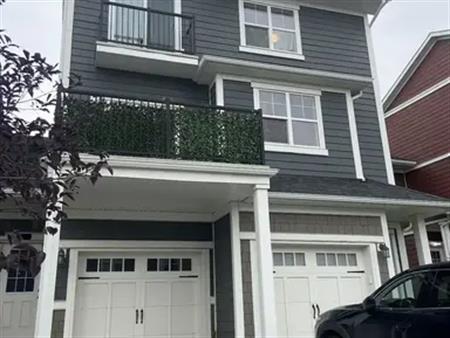 Modern Townhouse w/ unfinished Basement, 3 Bedroom, 2.5 bath | 881 Sage Valley Boulevard Northwest, Calgary