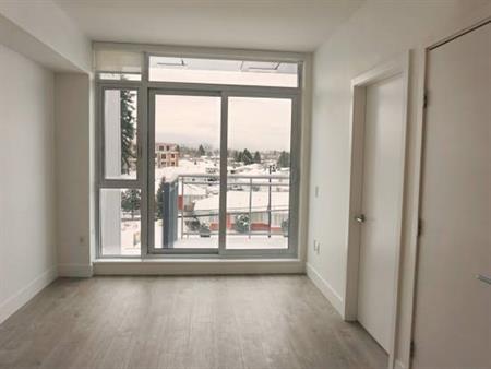 Shared Apartment Vancouver 3yrs build with gym 1b1b