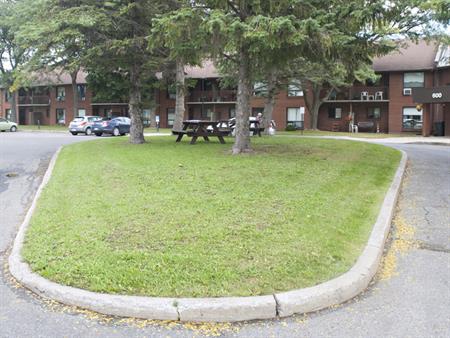 1 bedroom 1 bathroom, All inclusive and Renovated. | 600 Glengarry Boulevard, Cornwall