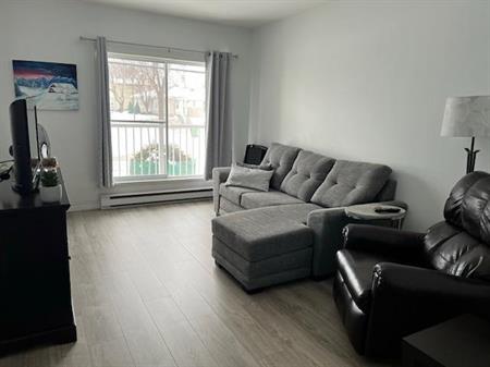 Beau appart 4 1/2 quartier calme, sécuritaire, libre 1er juillet