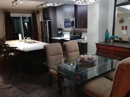 BEAUTIFUL FURNISHED TOWN HOUSE/ LONG OR SHORT TERM LEASE | 925 - McKenzie Towne Manor SE, Calgary