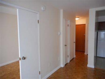 One Bedroom Apartment Downtown Suite 605