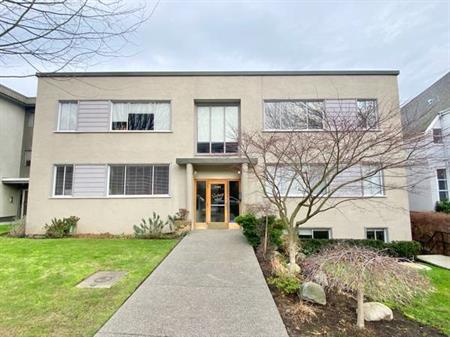 KITSILANO - Unfurnished 1 Bedroom Steps to Kits Beach!