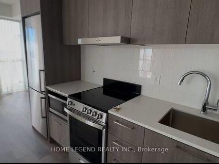 Hwy 7 & Commerce St Modern 2Bdrm Designer Kitchen Functional Layout