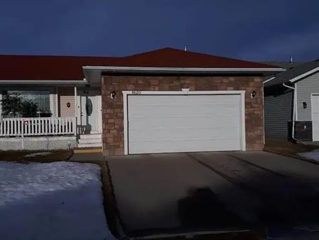 3 BEDROOM BUNGALOW FOR RENT  IN  HIGH RIVER, ALBERTA | High River