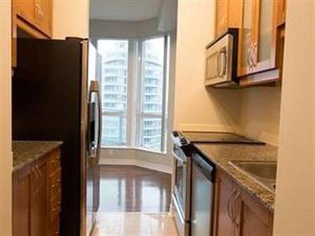 Yonge/Finch Bright Corner 1Bdrm +Den Functional Flr Plan 1Parking