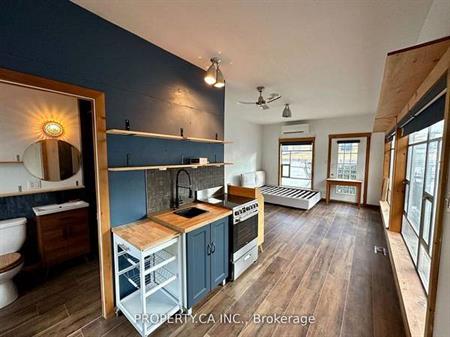 CUTE AND CHARMING TRINITY BELLWOODS SPACIOUS