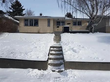 3 bedroom Main floor next to Belfast School. City and Mountain View | Calgary