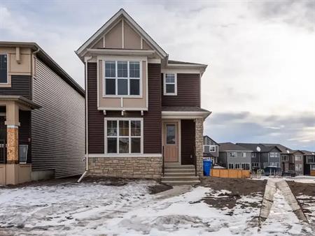 Brand new detached 4-bdr+bonus/3 bath - 1700 sq ft main floor and RV parking on | Calgary