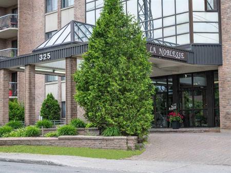 Appartements 50 ans et + à louer pour retraités aux Laurentides