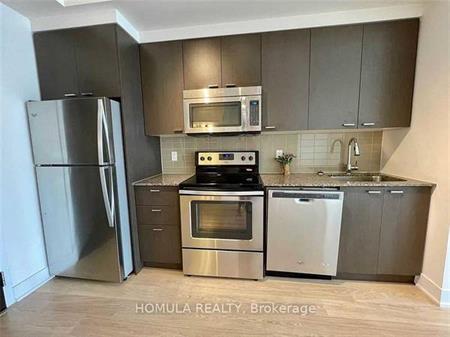 Yonge Street/Sheppard Luxury 1Bdrm Newly Renovated Near Subway