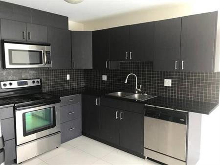 2 bed 2 bath apartment for rent from March 1