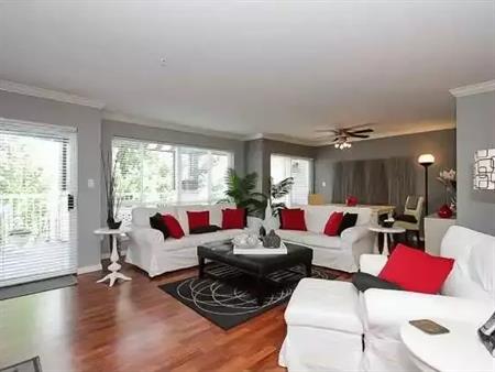 Monterey Grande Spacious Condo! | 20200 54A Avenue, Langley