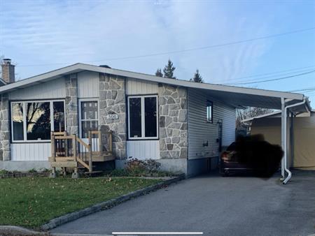 Bungalow à Louer Libre 1er Avril Ou Mai