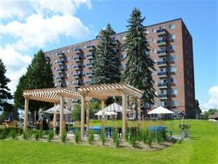 1 CH - 1 SDB - Gatineau - $1,220 /mo