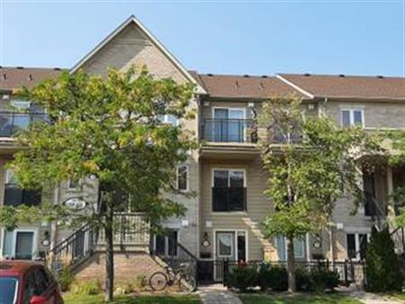 2 Bed, 1.5 Bath Condo Townhouse Erin Mills, W Churchill/Eglinton