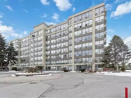 Dufferin Place Spacious Condo! | 5100 Dorchester Road, Niagara Falls