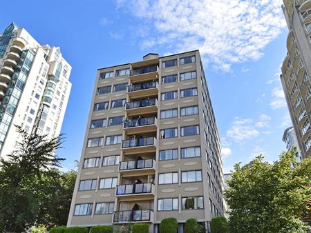 Pacific Beach Apartments | 1380 Jervis Street, Vancouver