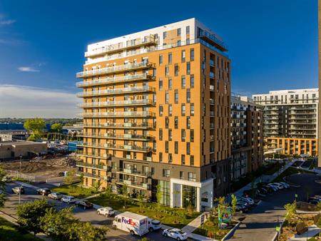 2 Bedrooms - 2201 Rue Leger, Montréal