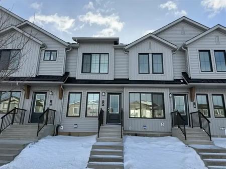 Brand new Townhouse in Secord West Edmonton! | 525 Secord Blvd NW, Edmonton