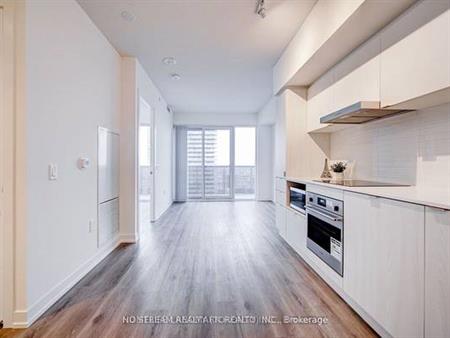 1 Bedroom, 1 Bathroom - Sugar Wharf Condos