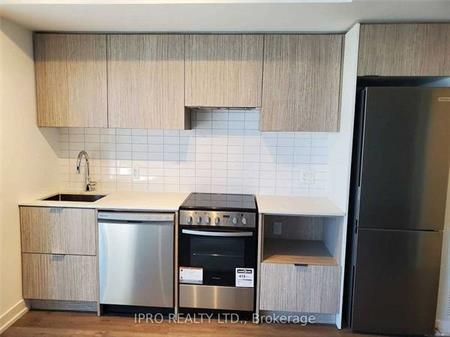 Bloor & Sherbourne Spacious 1Bdrm +Den W/Sliding Door Big Windows