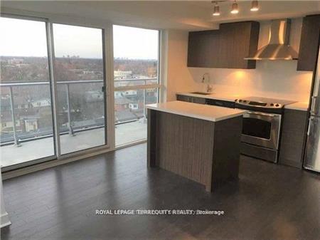 Yonge/Eglinton Sleek 1Bdrm +Den Modern Finishes Big Windows