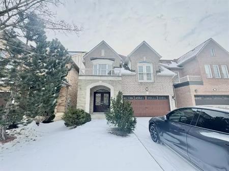 4 BED + 3 BATH DETACHED HOME IN THORNHILL | 21 Mistysugar Trail, Vaughan