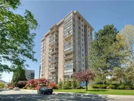 Parkview Towers Wonderful Condo! | 555 13th Street, West Vancouver