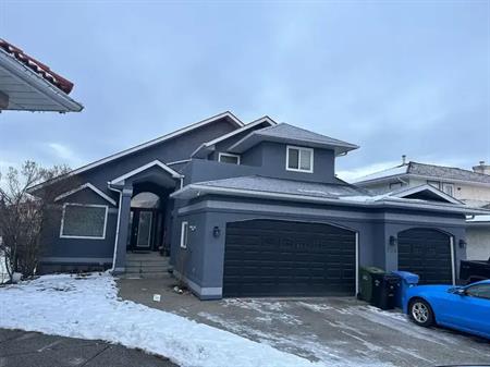 4 bedroom, 3 bath, house 4 rent in Calgary NE w/ fenced yard, walkout BSMT | 235 California Place Northeast, Calgary