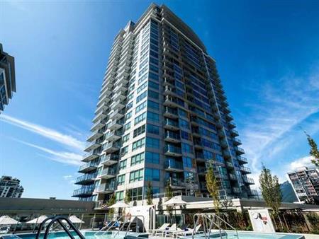 1 Bedroom + Den condo with beautiful views in Centerview Building, Cen